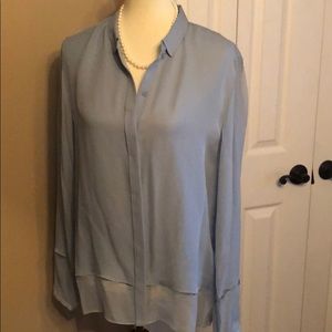Gorgeous light blue Elie Tahari silk blouse. NWT